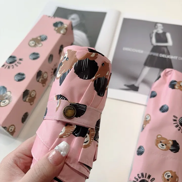 スーパーコピー カウズ 傘