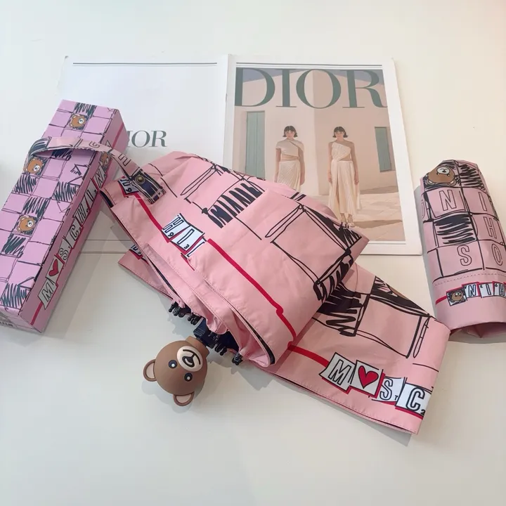 スーパーコピー カウズ 傘