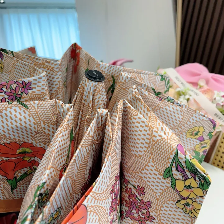 スーパーコピー コーチ 傘