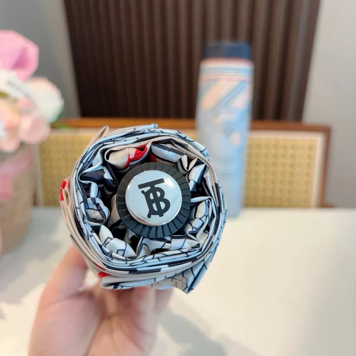 スーパーコピー バレンシアガ 傘