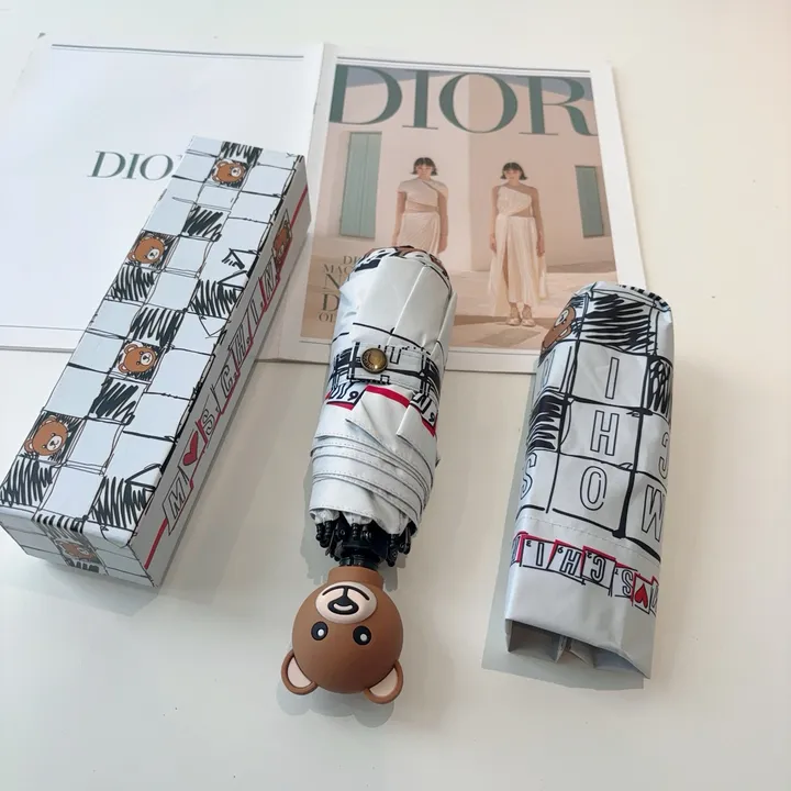 スーパーコピー モスキーノ 傘