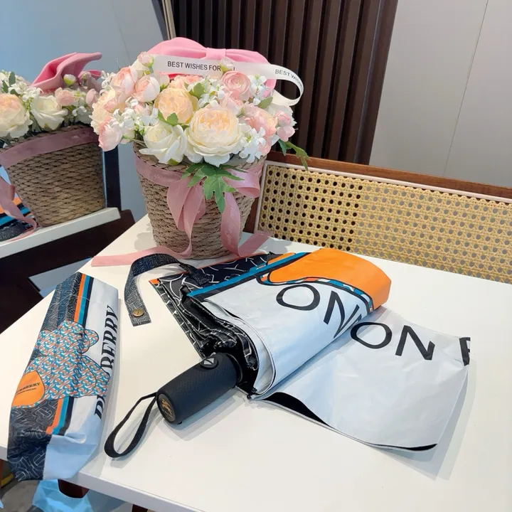 スーパーコピー バレンシアガ 傘