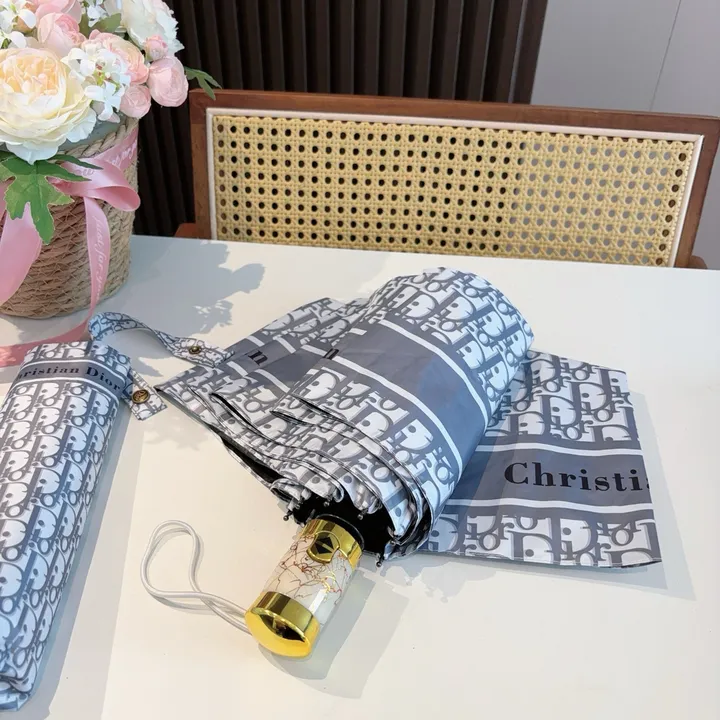 スーパーコピー グッチ 傘