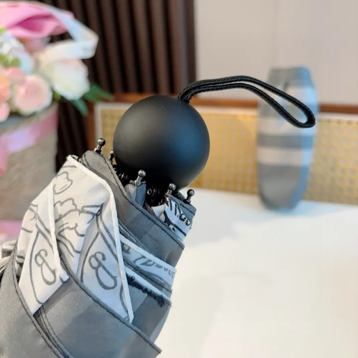 スーパーコピー バレンシアガ 傘