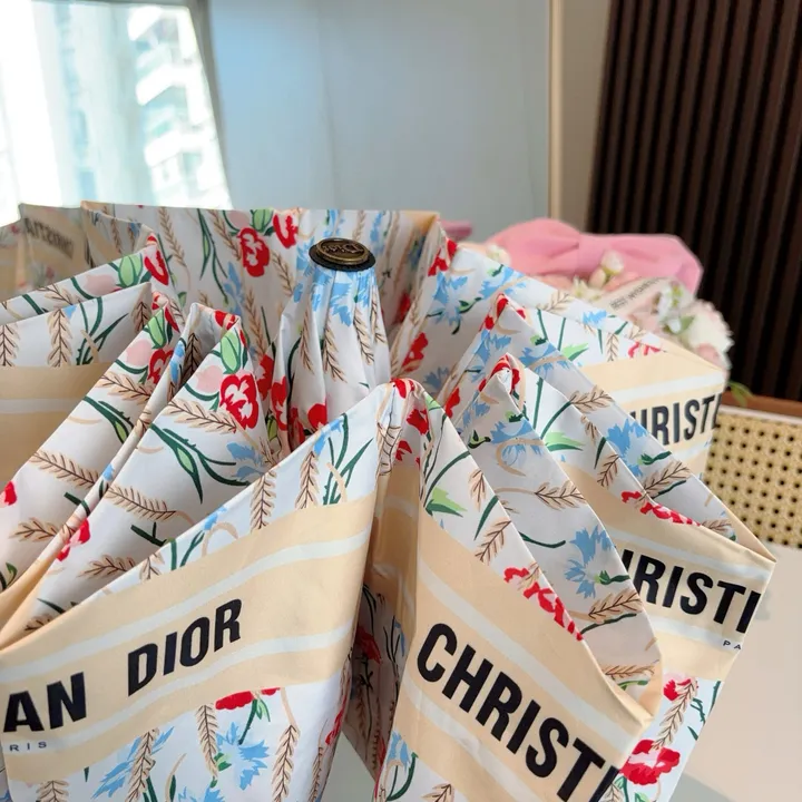 スーパーコピー グッチ 傘