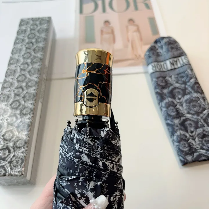 スーパーコピー グッチ 傘