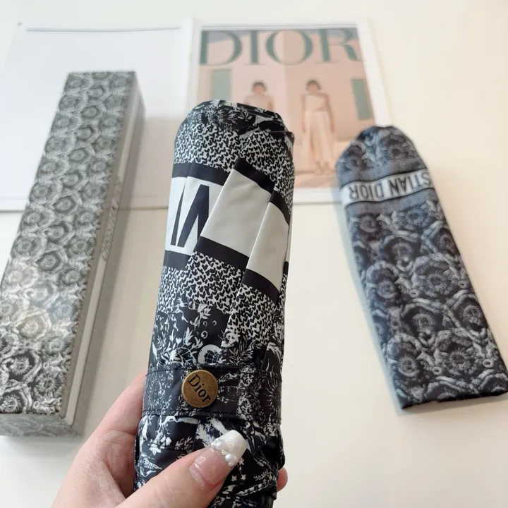 スーパーコピー グッチ 傘