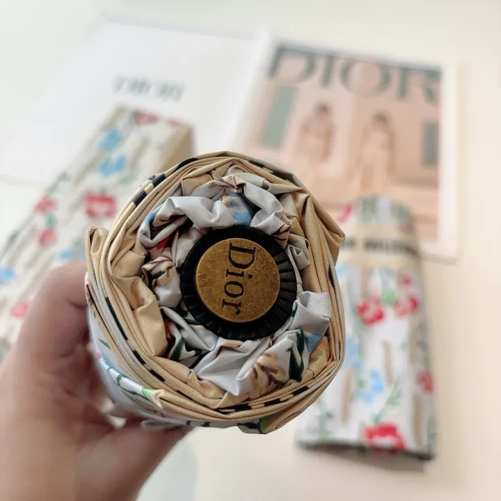 スーパーコピー グッチ 傘