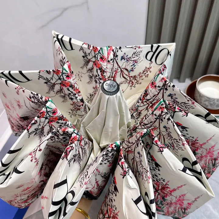 スーパーコピー グッチ 傘