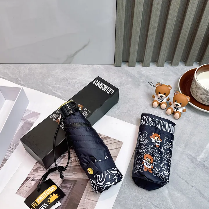 スーパーコピー モスキーノ 傘