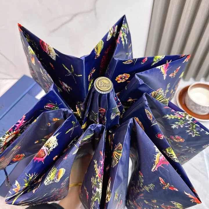 スーパーコピー グッチ 傘