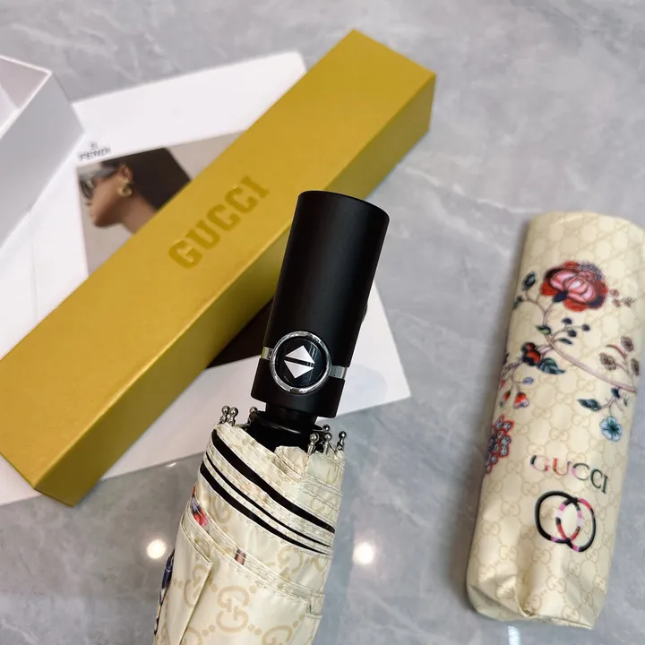 スーパーコピー グッチ 傘