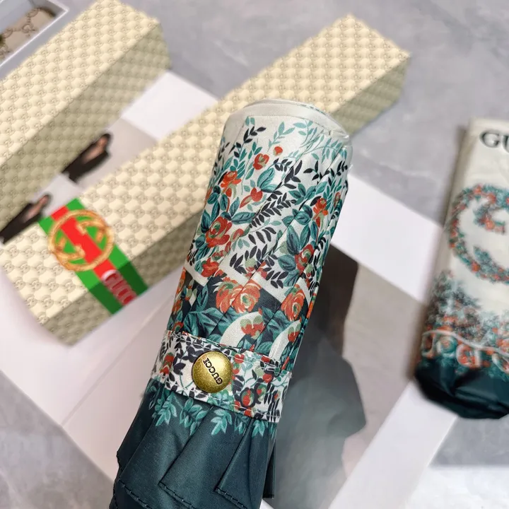 スーパーコピー グッチ 傘