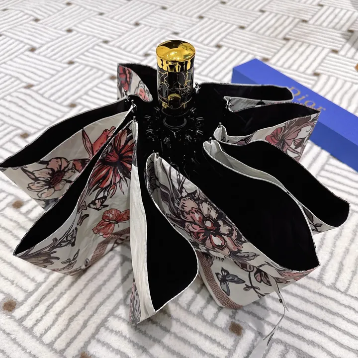 スーパーコピー グッチ 傘