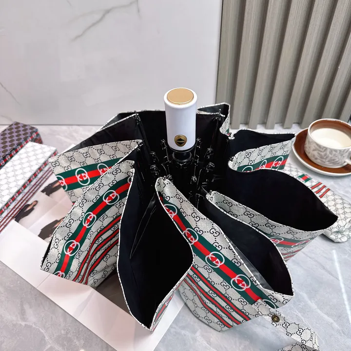 スーパーコピー グッチ 傘