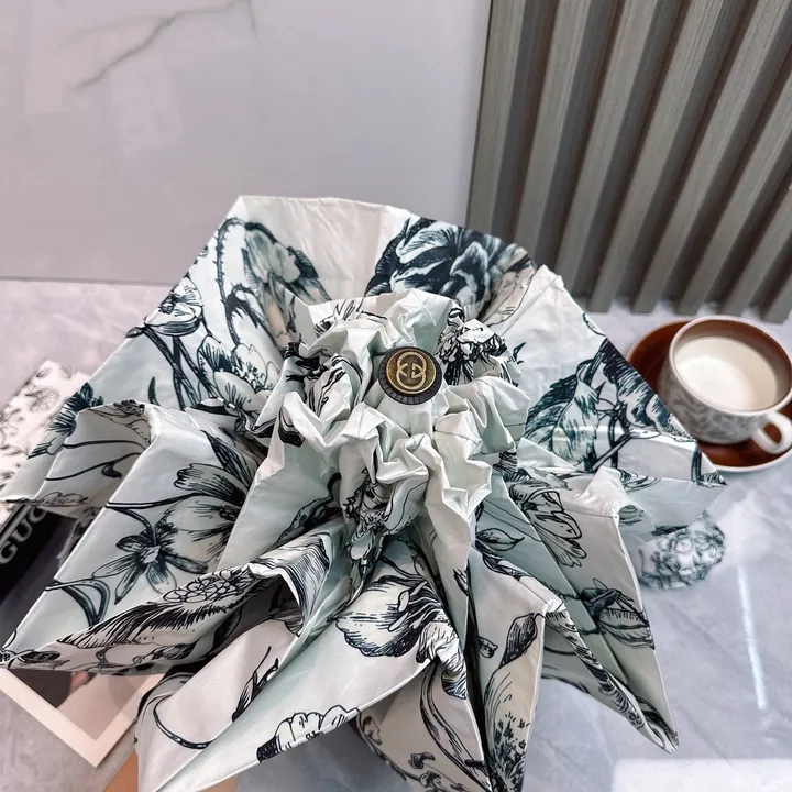 スーパーコピー グッチ 傘