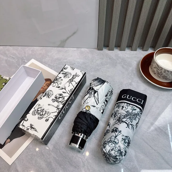 スーパーコピー グッチ 傘