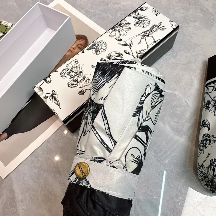 スーパーコピー グッチ 傘