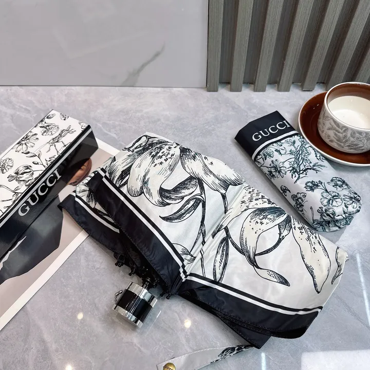 スーパーコピー グッチ 傘