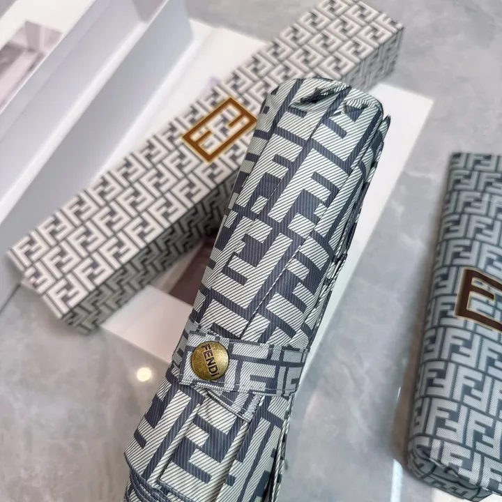 スーパーコピー フェンディ 傘