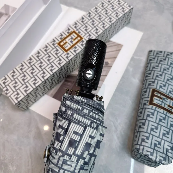 スーパーコピー フェンディ 傘