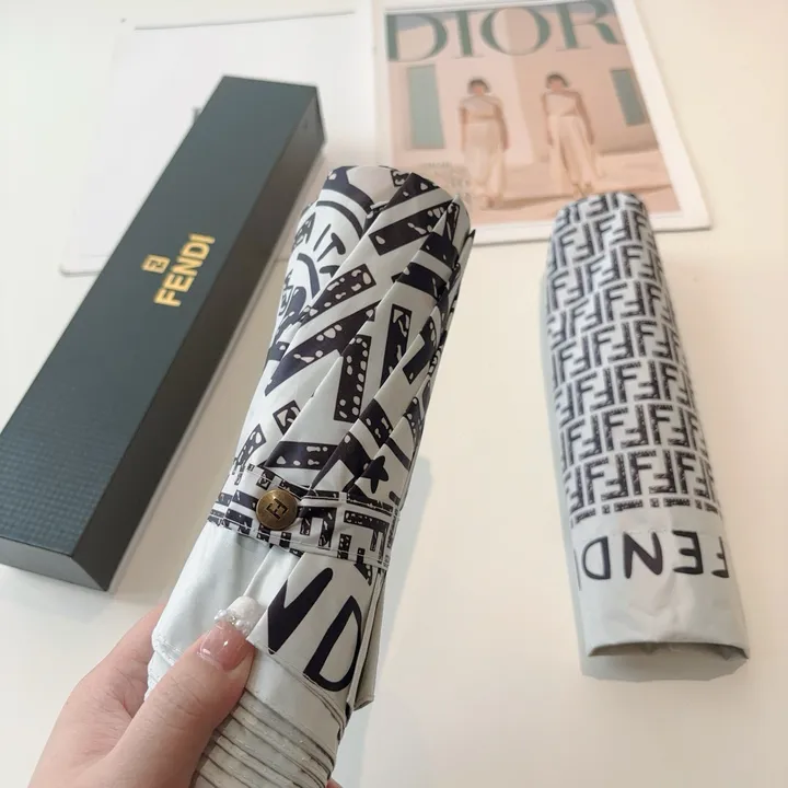 スーパーコピー フェンディ 傘