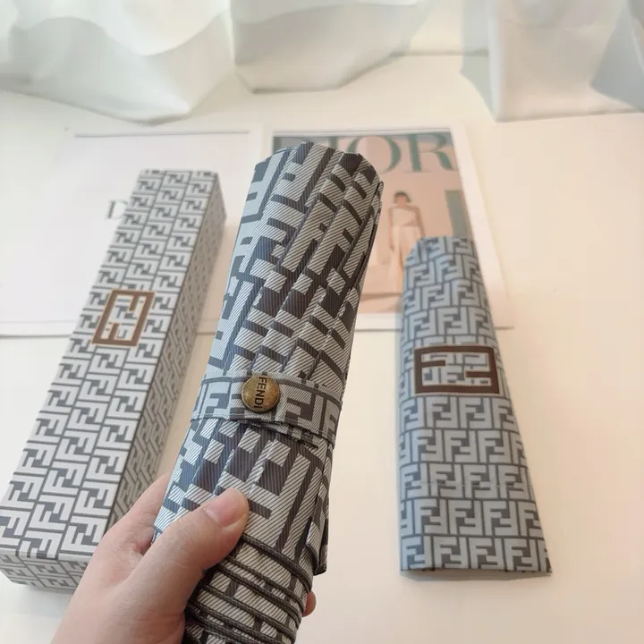 スーパーコピー フェンディ 傘