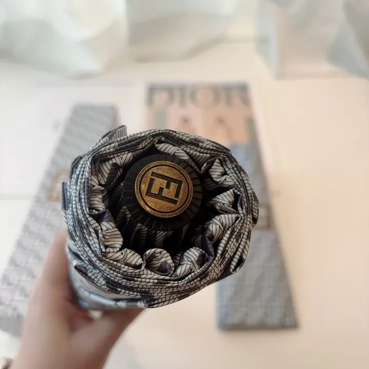 スーパーコピー フェンディ 傘