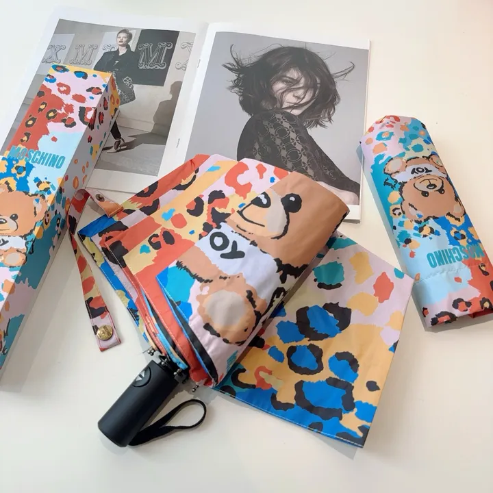 スーパーコピー モスキーノ 傘