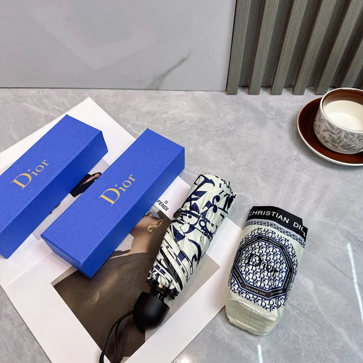 スーパーコピー グッチ 傘