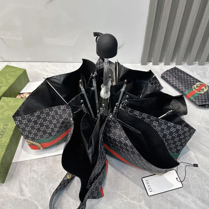 スーパーコピー グッチ 傘