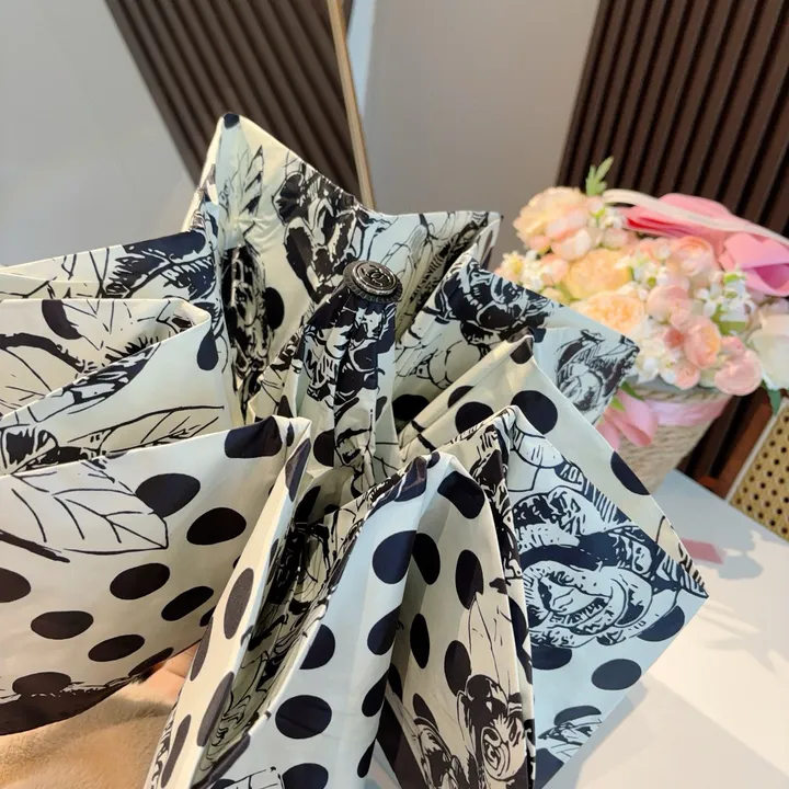 スーパーコピー シャネル 傘