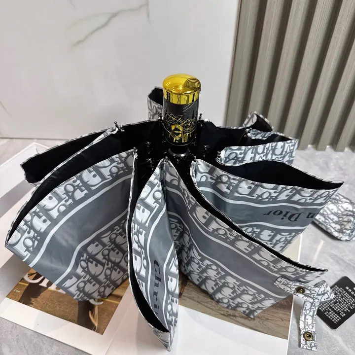 スーパーコピー グッチ 傘