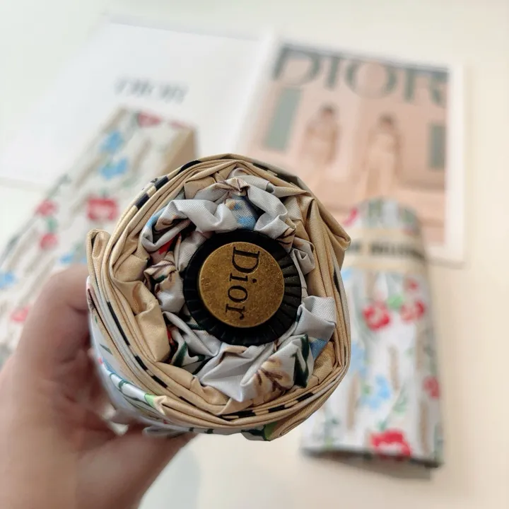 スーパーコピー グッチ 傘