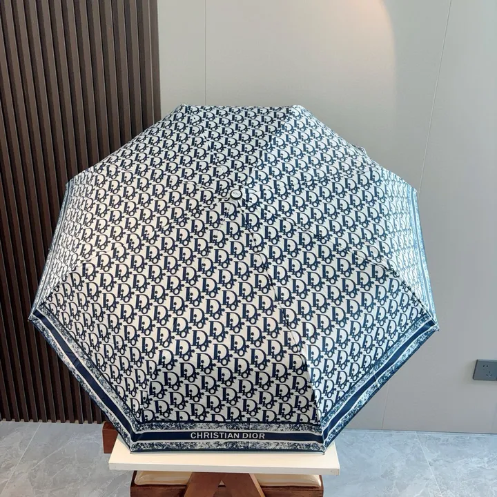 スーパーコピー グッチ 傘