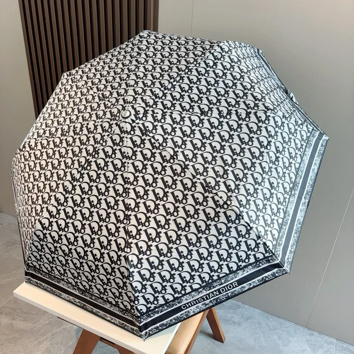 スーパーコピー グッチ 傘