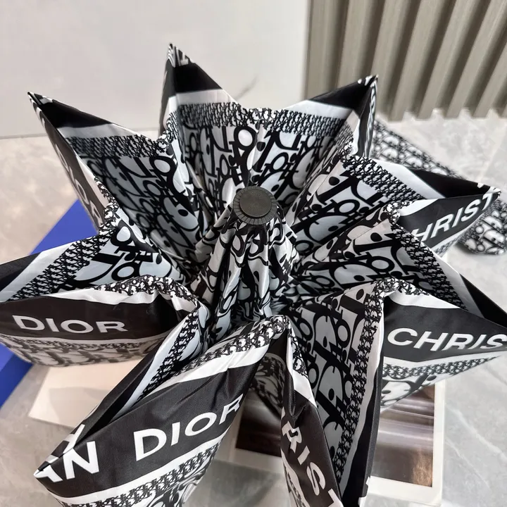 スーパーコピー グッチ 傘