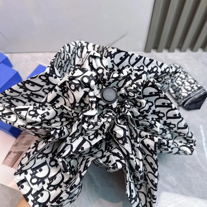 スーパーコピー グッチ 傘