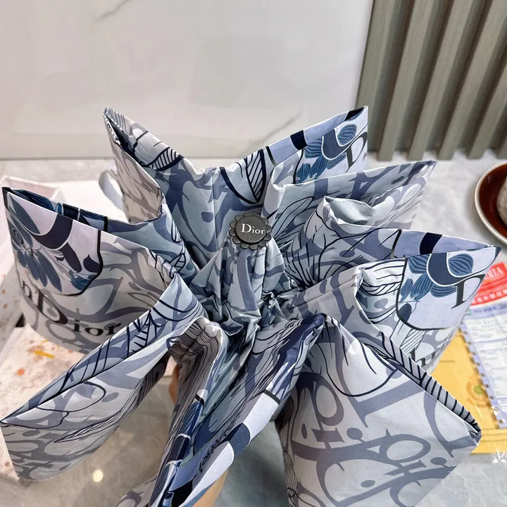 スーパーコピー グッチ 傘