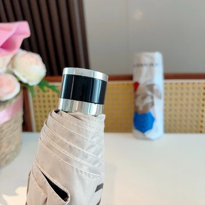 スーパーコピー バーバリー ス 傘