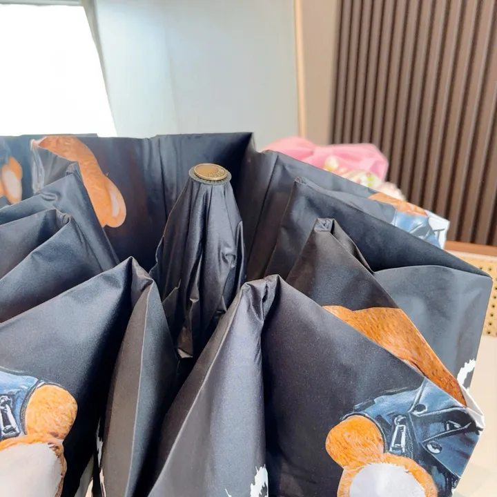 スーパーコピー モスキーノ 傘