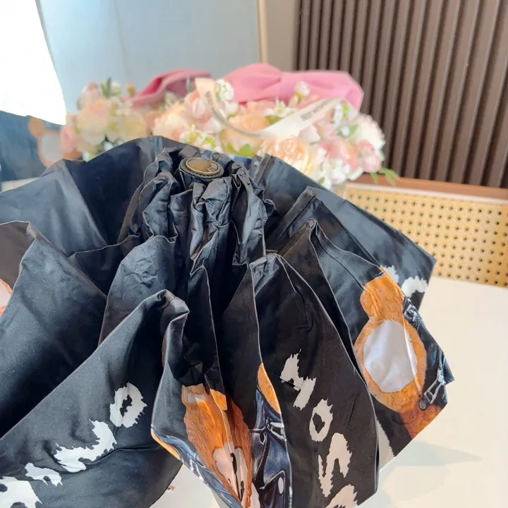 スーパーコピー モスキーノ 傘