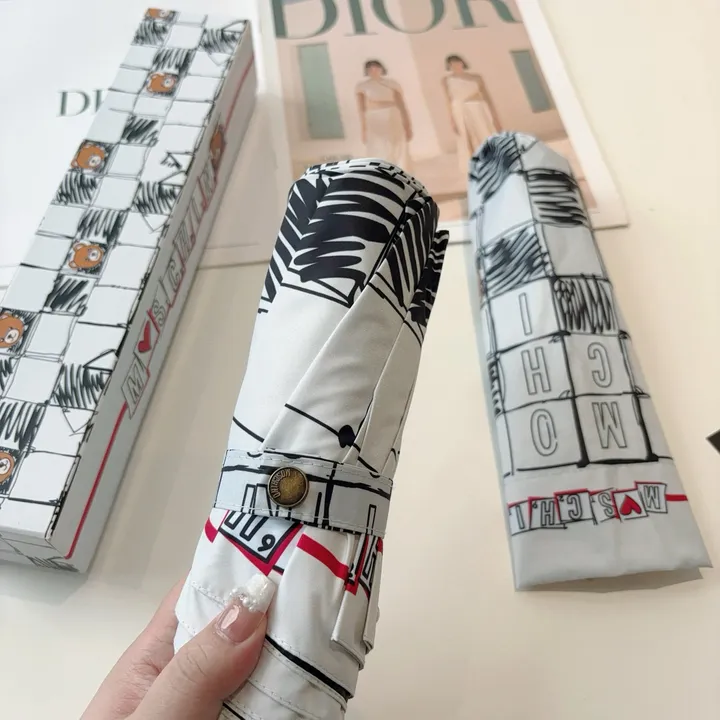 スーパーコピー モスキーノ 傘