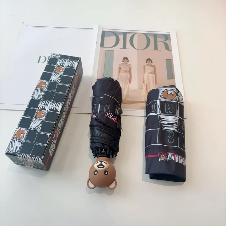 スーパーコピー モスキーノ 傘