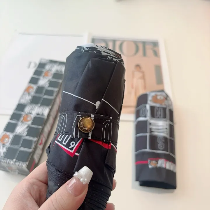 スーパーコピー モスキーノ 傘