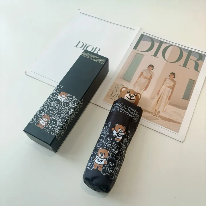 スーパーコピー モスキーノ 傘