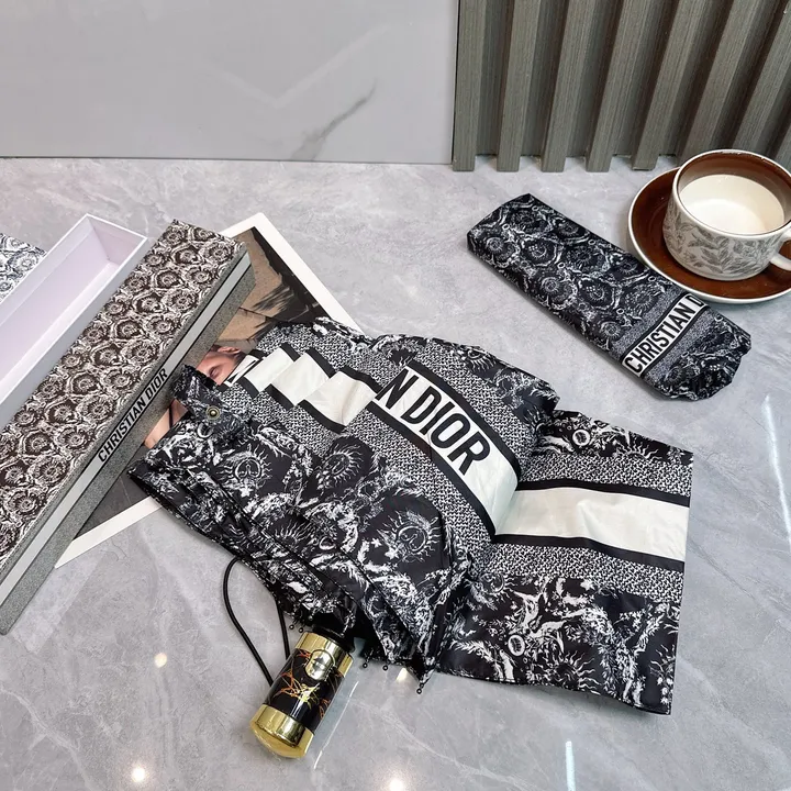 スーパーコピー グッチ 傘