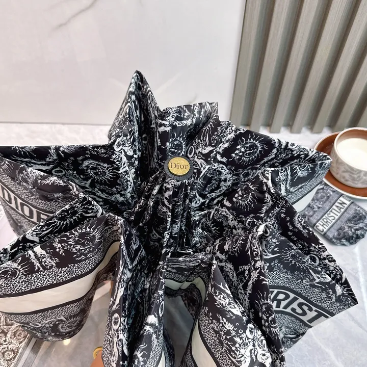 スーパーコピー グッチ 傘