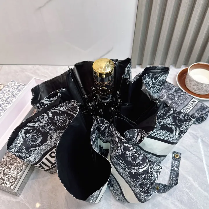 スーパーコピー グッチ 傘