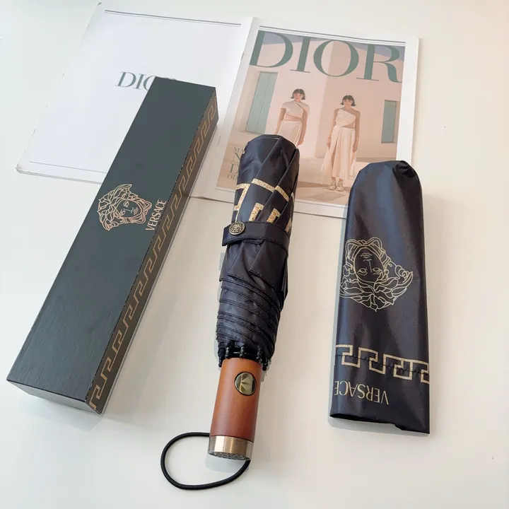 スーパーコピー ヴェルサーチ 傘